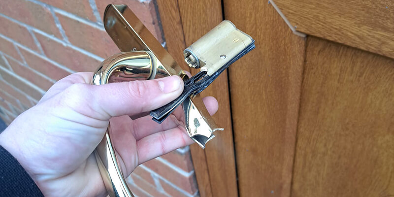 lock installation - Pro Keys Locksmith